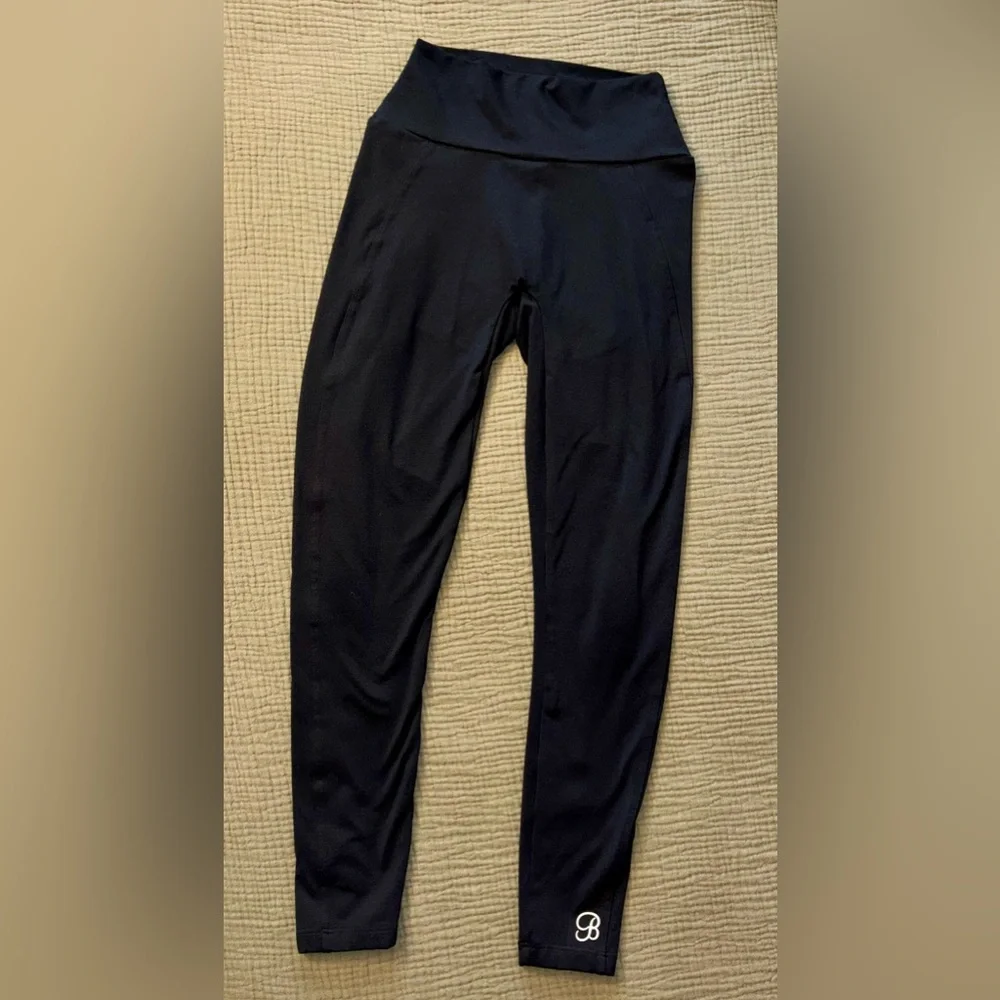 Bombshell Sportswear - Jet Black Leggings W/ 🍑 Lifting Tech - Picture 2 of 6